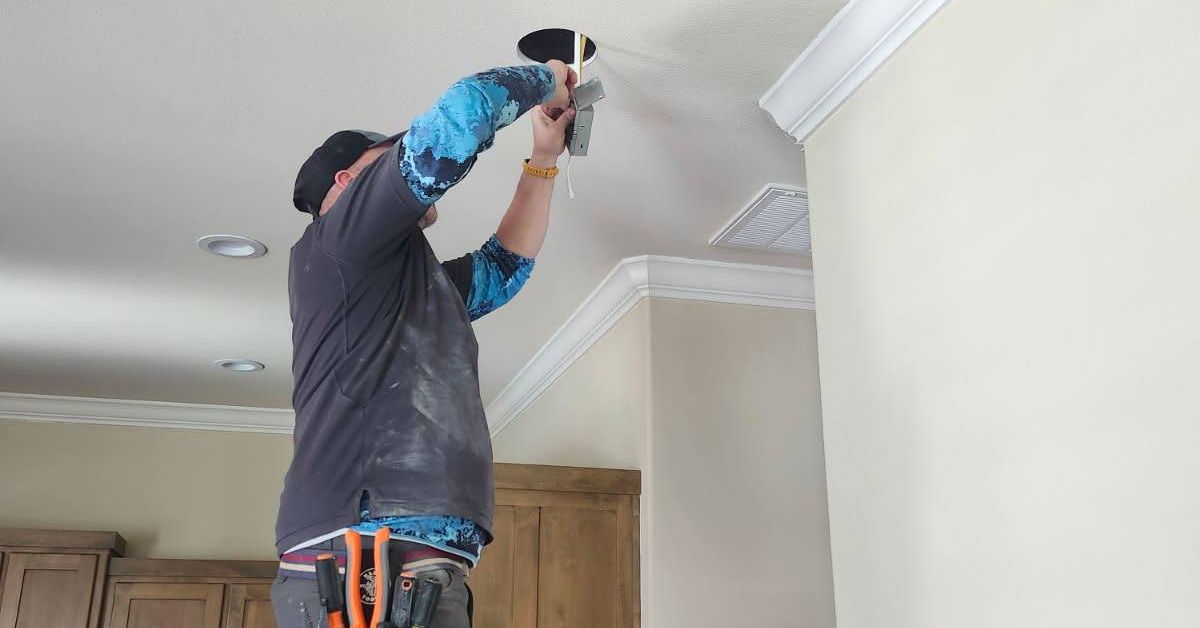 The Benefits of Hiring a Local Electrician