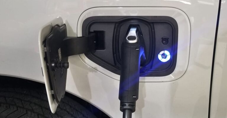 The Benefits of Installing an EV Charger at Home